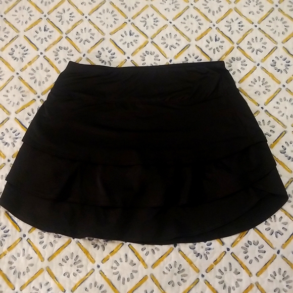 Athleta Dresses & Skirts - Skort by Athleta Size Small tall